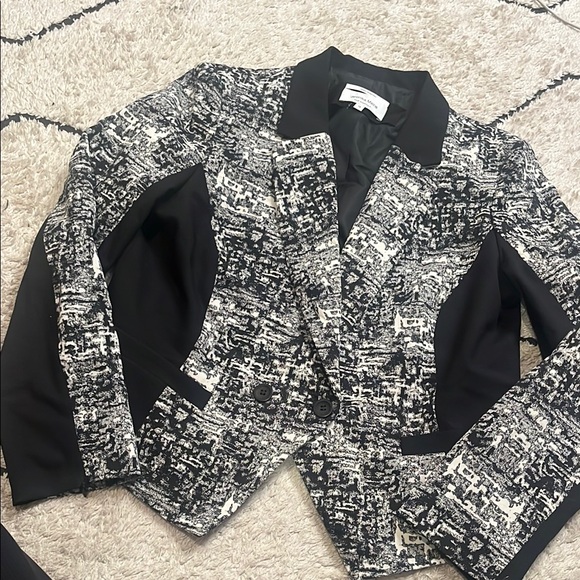 Veronika Maine Jackets & Blazers - Veronika Maine Women's Black and White Blazer 8
